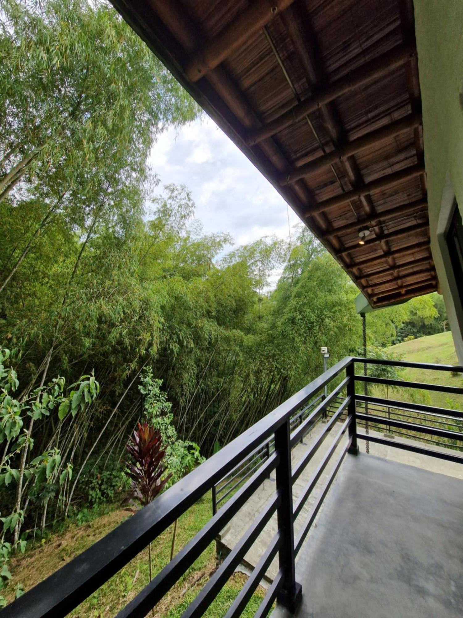 Bhutan Filandia Guest House Bagian luar foto