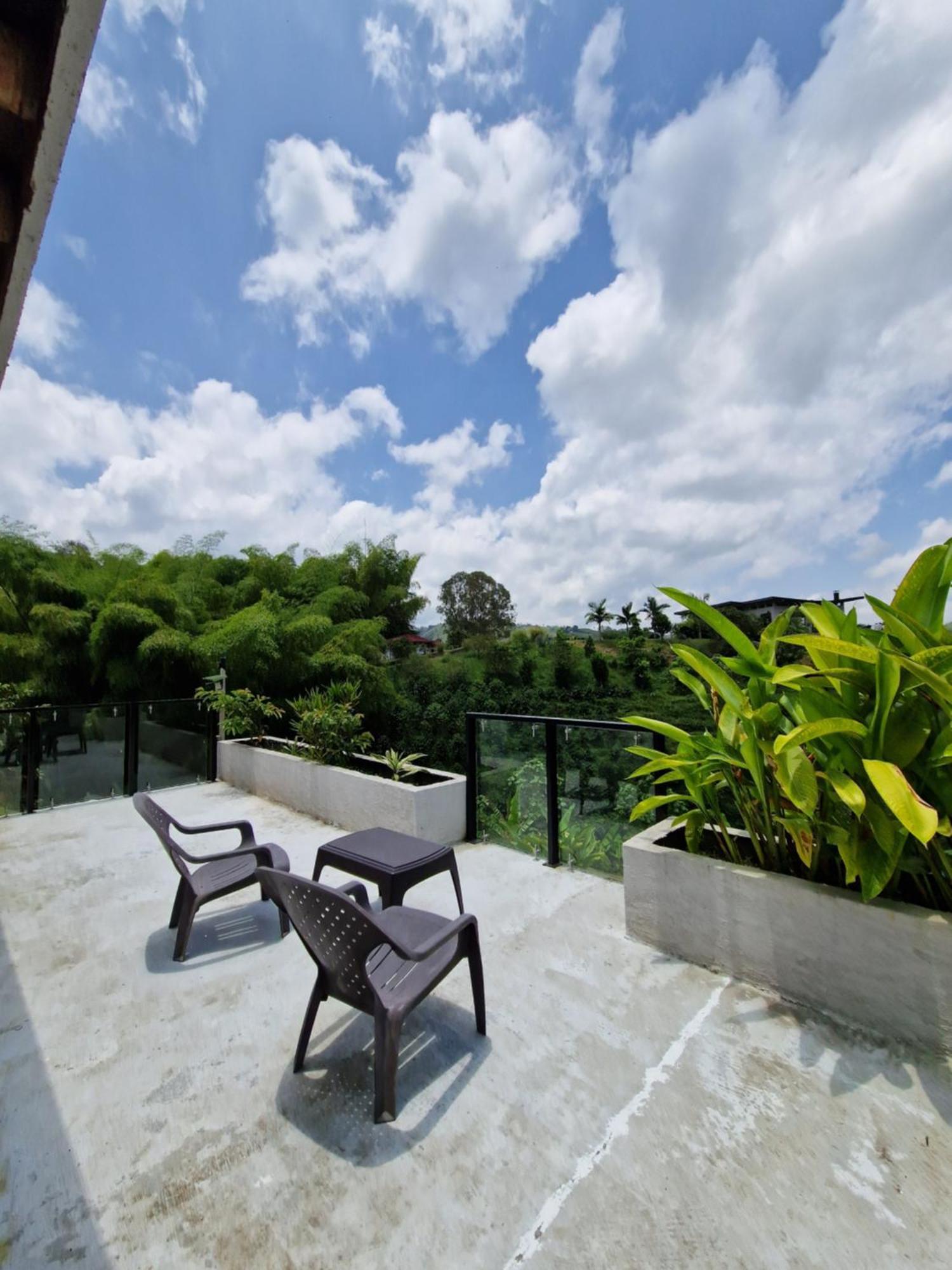 Bhutan Filandia Guest House Bagian luar foto