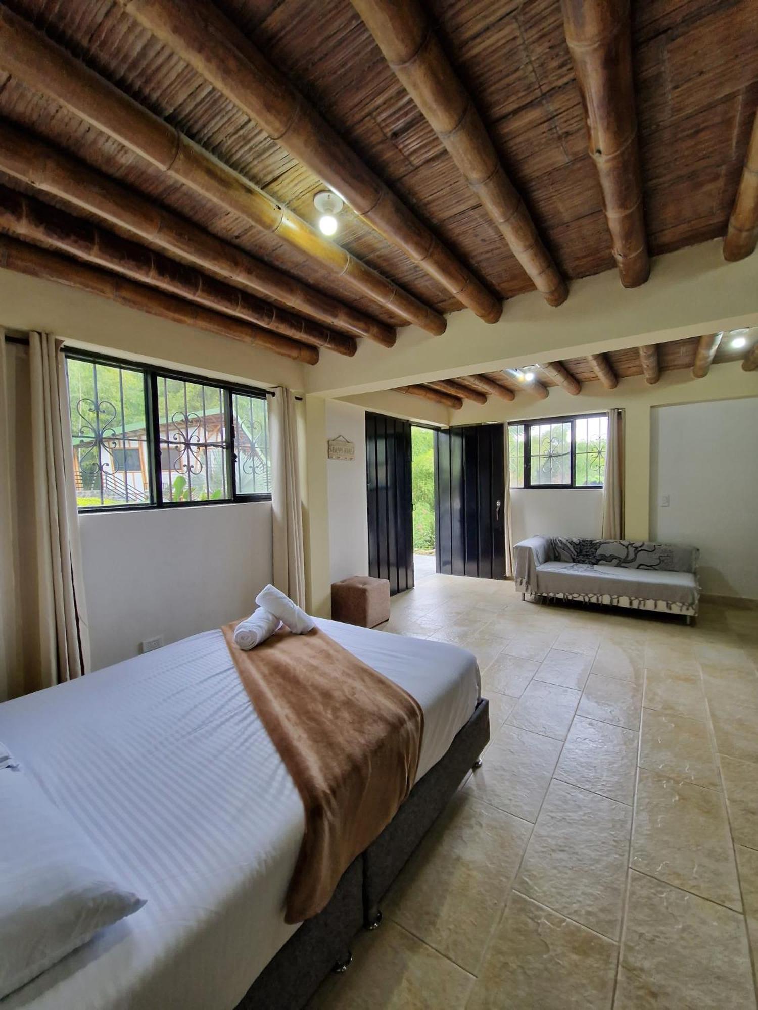 Bhutan Filandia Guest House Bagian luar foto