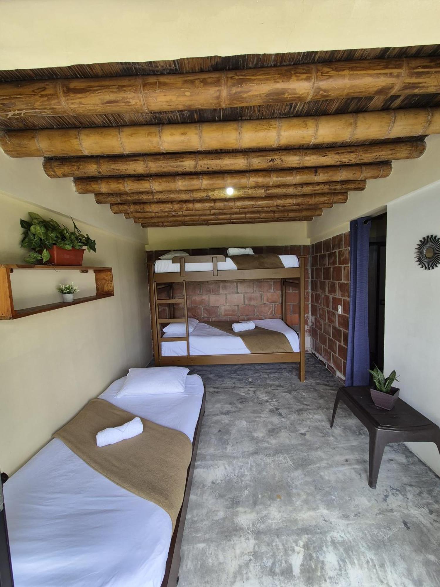 Bhutan Filandia Guest House Bagian luar foto